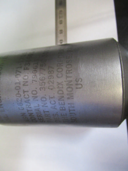 AIRCRAFT PART  OIL PRESSURE TRANSDUCER NSN 6620-01-075-1719 AS PICTURED W4-A-05