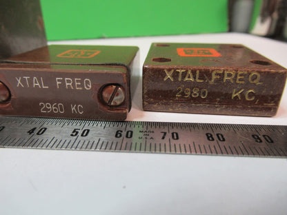 ANTIQUE WWII SIGNAL CORP RESONATOR QUARTZ  FREQUENCY CONTROL AS PICTURED T5-A-98
