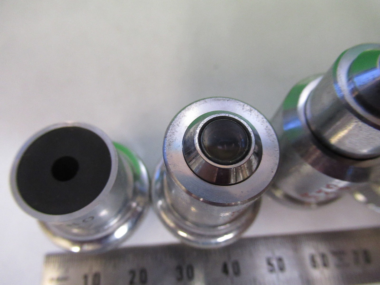 UNITRON JAPAN LOT OBJECTIVES  4 PIECES MICROSCOPE PART AS PICTURED U8-A-35