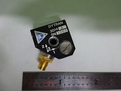 BESCHLEUNIGUNGSMESSER 3014A TRIAXIALER VIBRATIONSSENSOR #K1-M-32
