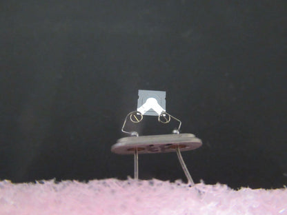 COLLECTABLE INVERTED MESA HFF QUARTZ CRYSTAL UNKNOWN FREQUENCY AS PIC #FT-1-A-82
