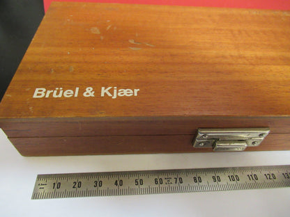 EMPTY WOODEN BOX BRUEL KJAER DENMARK MAHOGANY CASE ACCELEROMETER AS IS  Q2-128