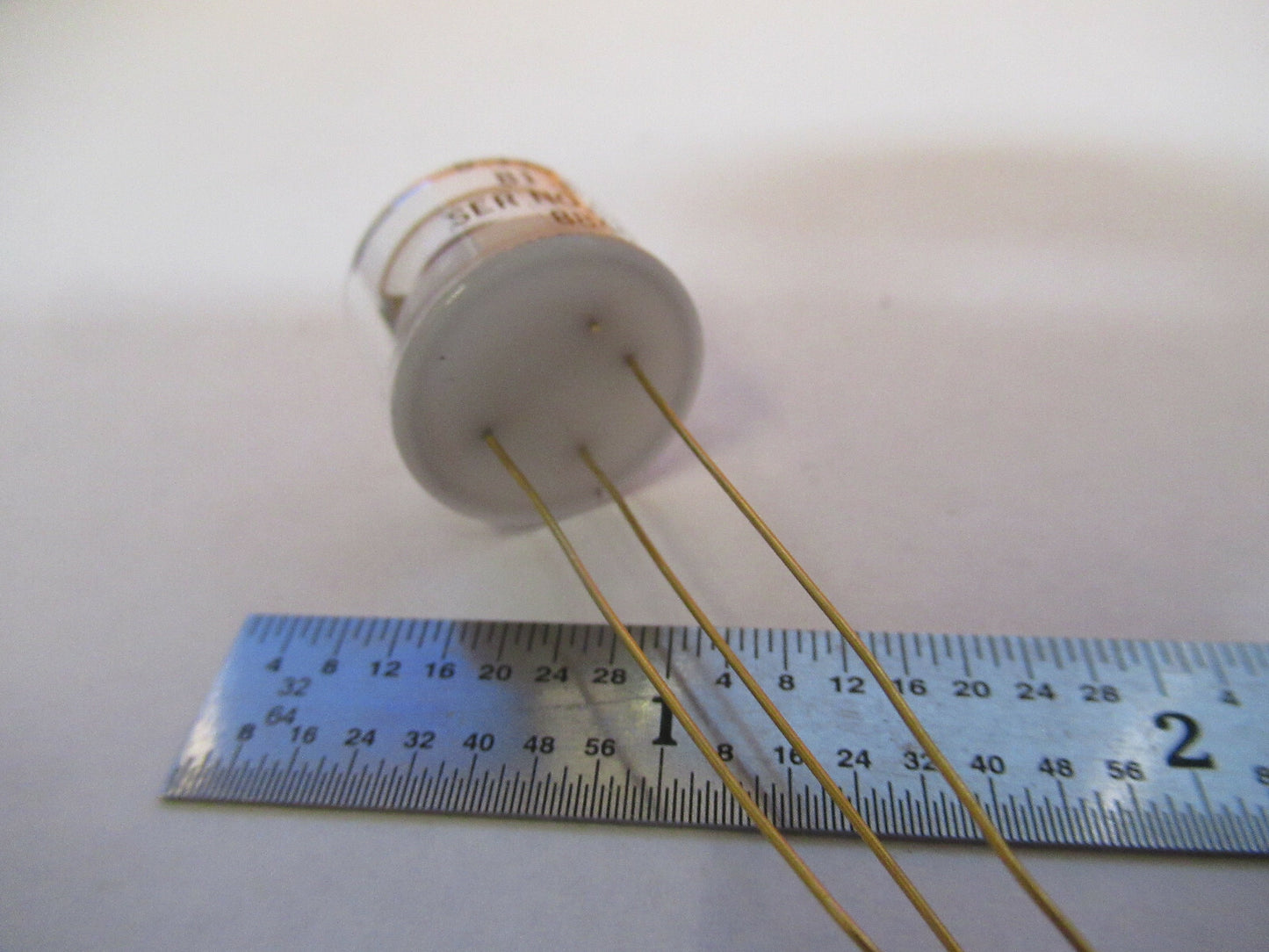 BLILEY ELECTRIC GLASS PKG QUARTZ RESONATOR 5.120 MHz FREQUENCY  AS PIC &1-DT-B