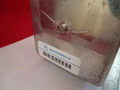 MOTOROLA FREQUENCY QUARTZ PRECISION OSCILLATOR 5 MHz AS PICTURED &7C-A-04