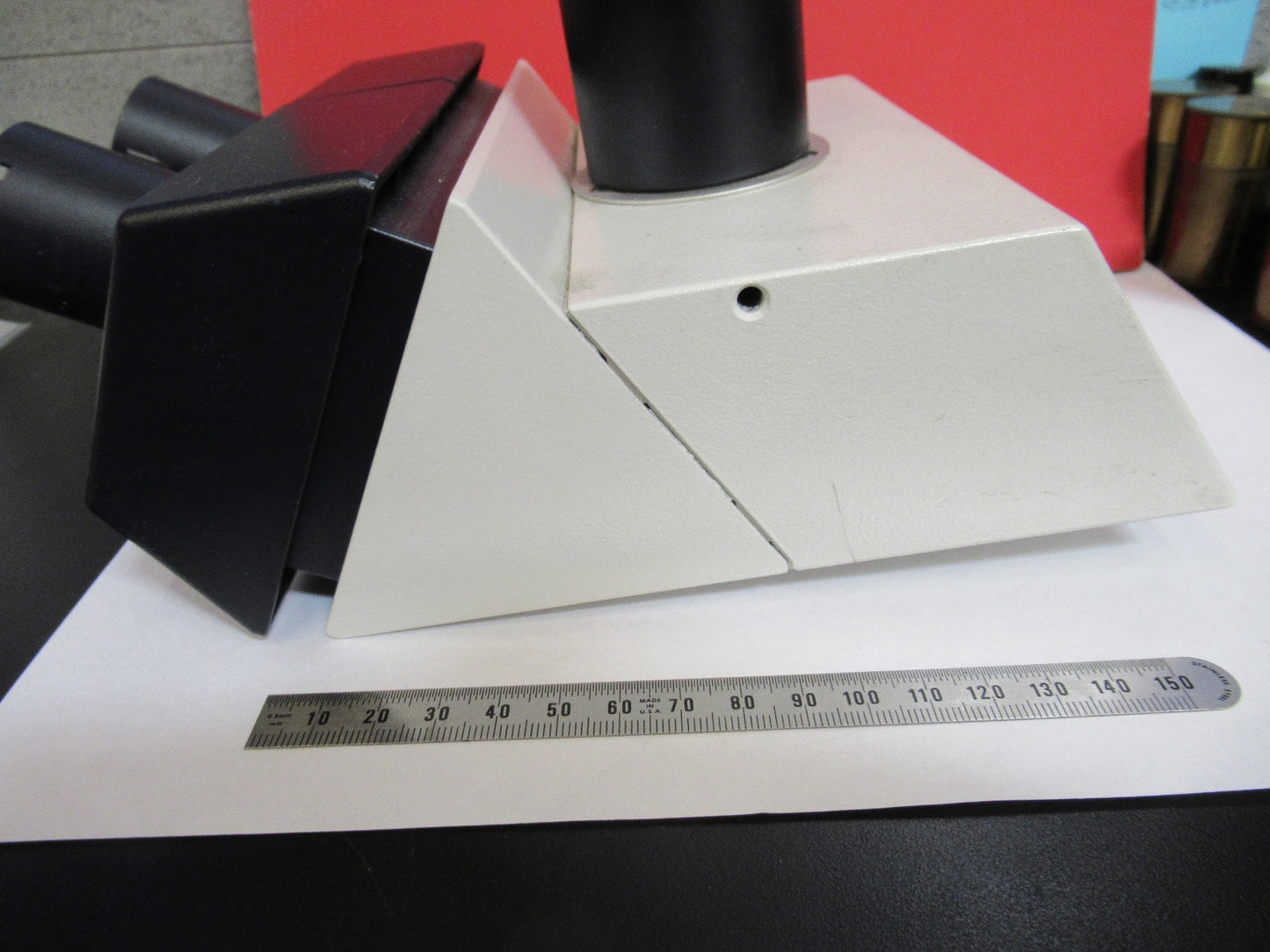 LEICA LEITZ GERMANY DMRB TRINOCULAR HEAD MICROSCOPE PART AS PICTURED T5-A-03