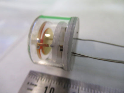 SPACE 6.70017 MHz QUARTZ CRYSTAL FREQUENCY CONTROL BLILEY BG61 GLASS PCK 82-A-92