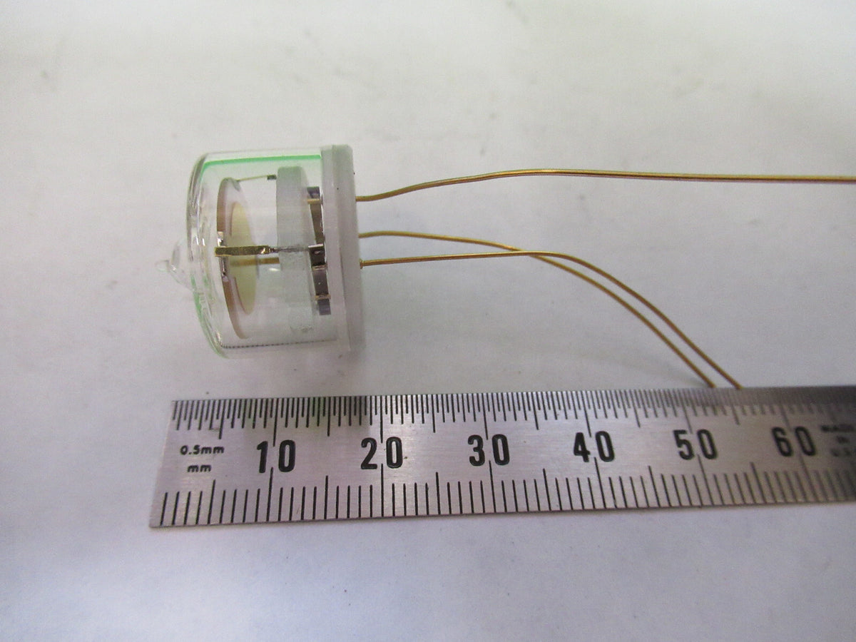 SPACE 10.24 MHz QUARTZ CRYSTAL FREQUENCY CONTROL BLILEY BG61 GLASS PCK 82-A-91