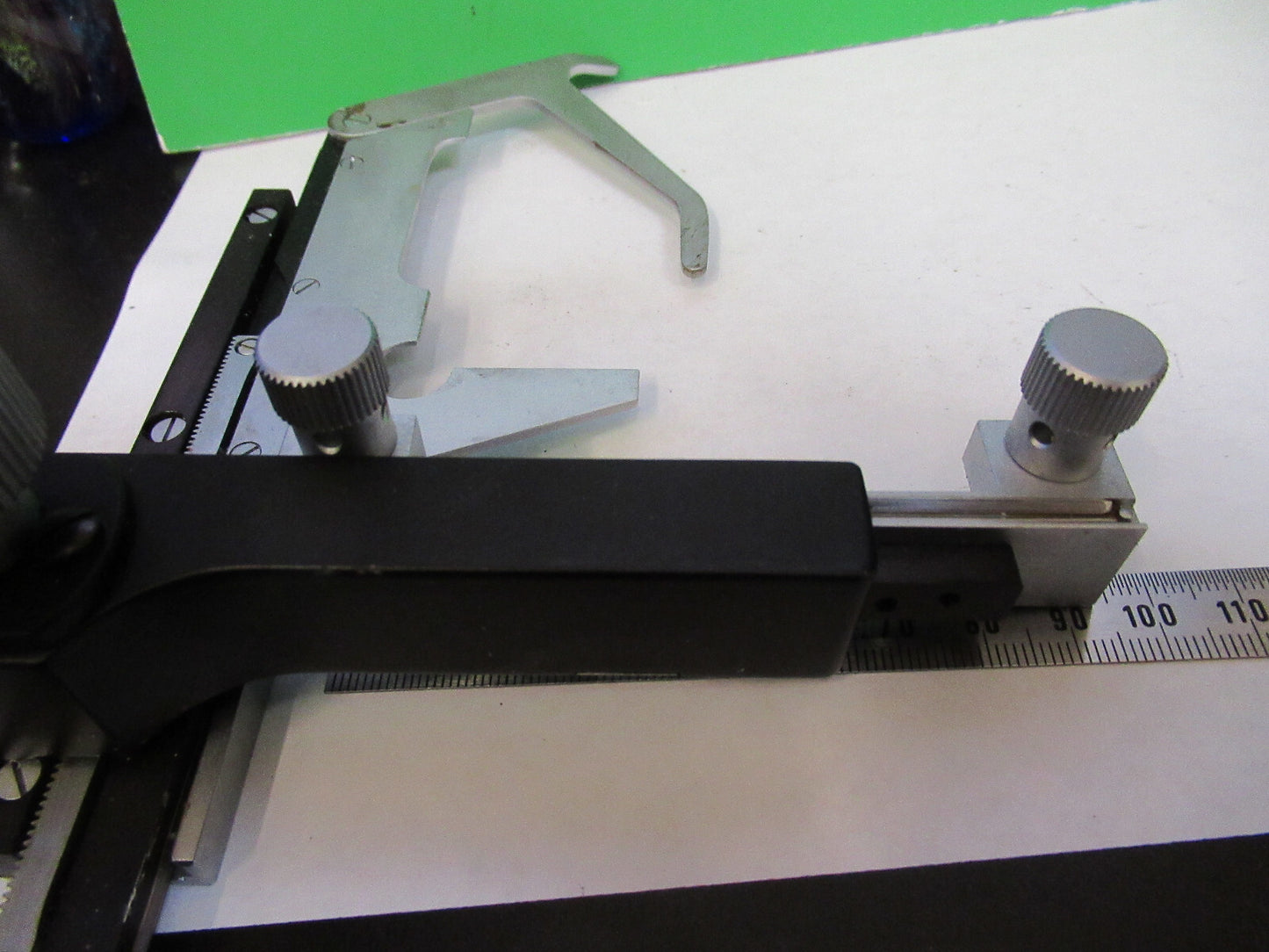 LEITZ WETZLAR GERMANY XY STAGE CLIPS MICROSCOPE PART AS PICTURED X2-A-24