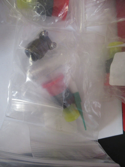 LOT 5 PCS  CONNECTOR MIL SPEC D38999/26WA35SN AS PICTURED T1-A-32