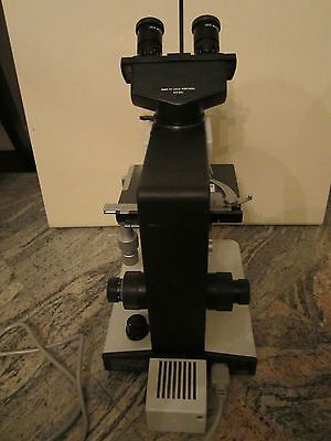 LEITZ MICROSCOPE LABORLUX 12 OPTICS 4 OBJECTIVES POWER UP AND OPERATES OK
