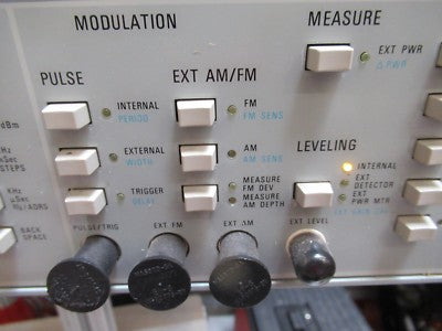 Wiltron Swept Frequency Synthesizer 2-20 GHz Model 6737B-20