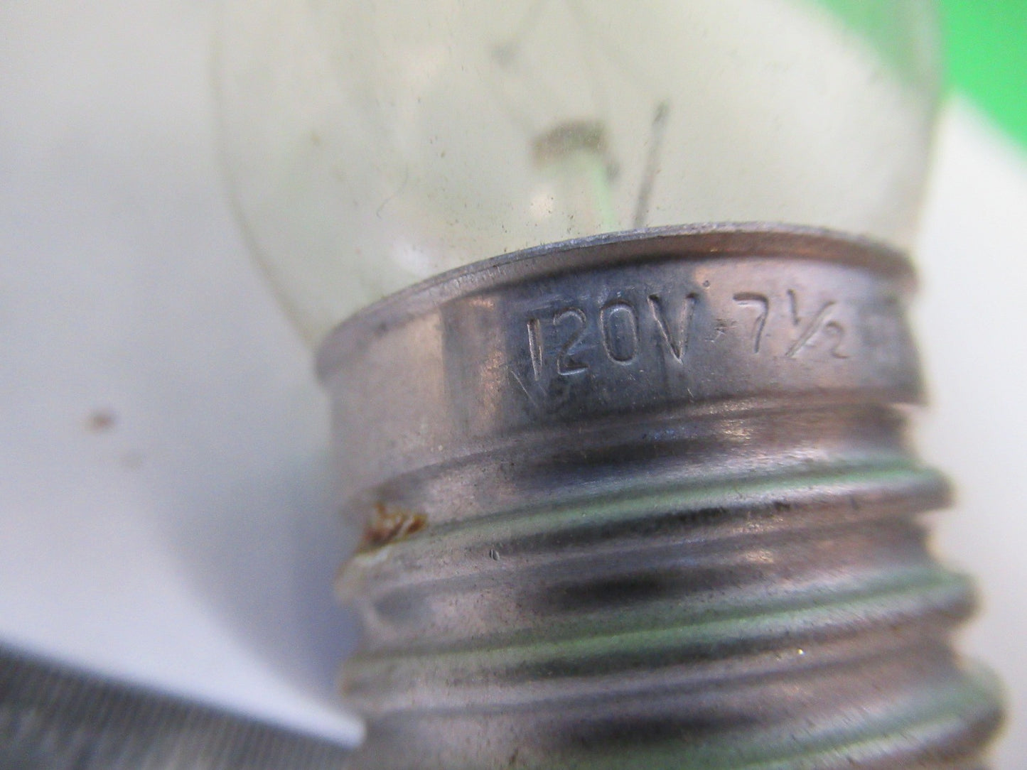 BAUSCH LOMB 7 1/2 AO 120V BULB REPLACEMENT MICROSCOPE PART AS PICTURED W3-C-11