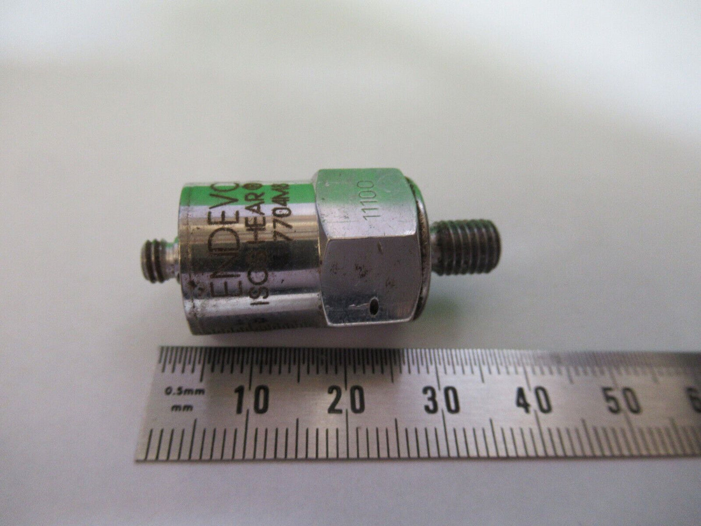 MEGGITT ENDEVCO 7704M8 RARE ACCELEROMETER SENSOR VIBRATION TEST AS PIC &Z5-A-01