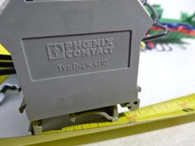 LOT PHOENIX CONTACT TERMINALS TYP D-UK 4/10 CONTROL SYSTEMS AS PICTURED &96-33