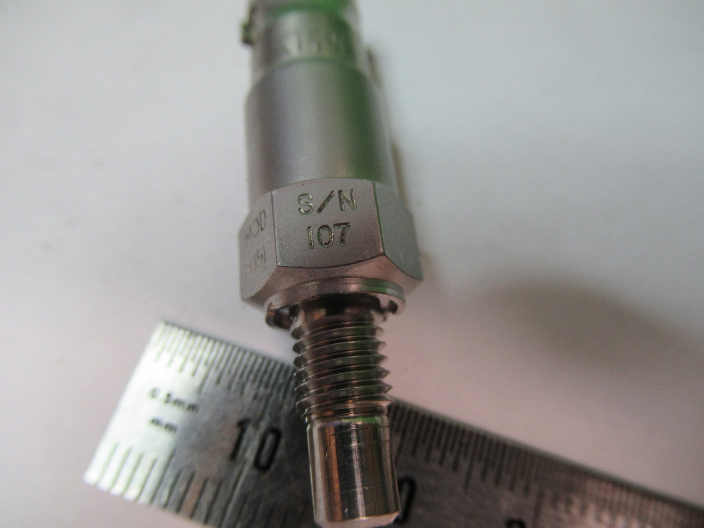 KISTLER 205F PRESSURE SENSOR AS PICTURED  V7-FT-82