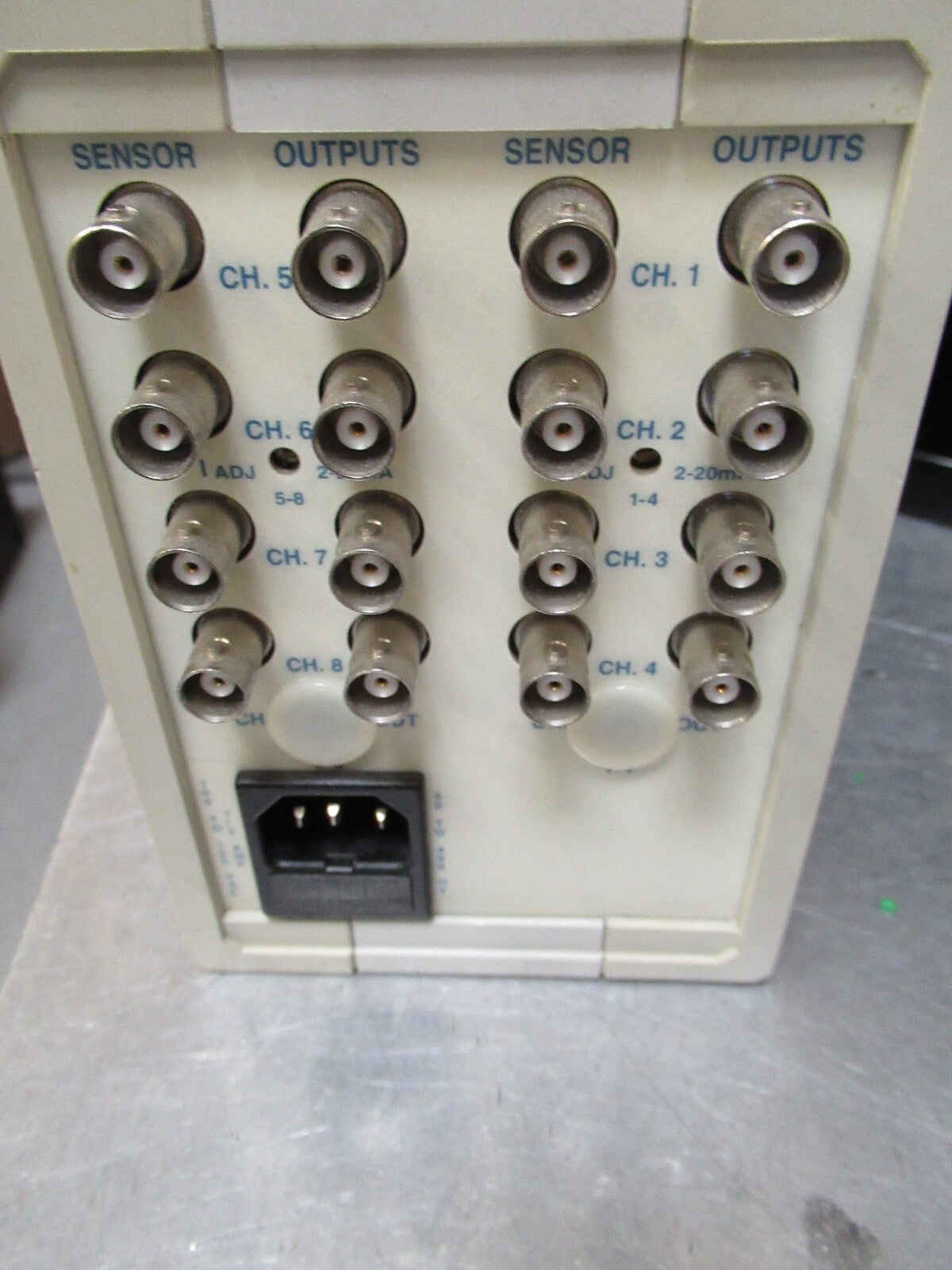 PCB PIEZOTRONICS 482A20 8 CHANNELS ICP GAIN AMPLIFIER for ACCELEROMETER TE-3