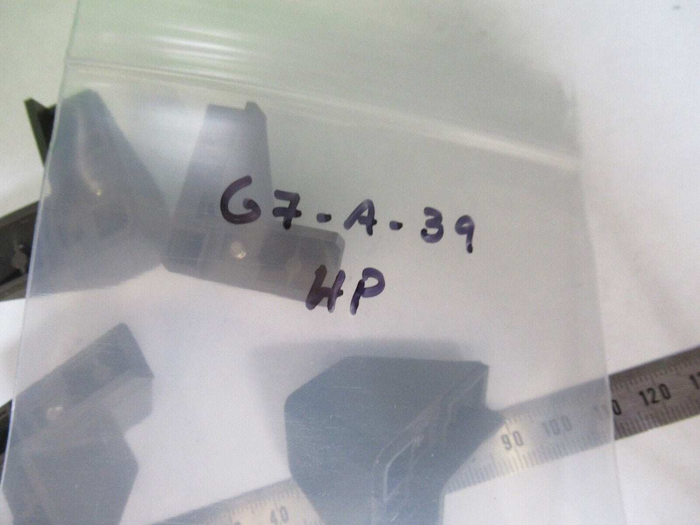 LOT 4 ea FEET LEGS SPECTRUM ANALYZER HEWLETT PACKARD HP AS PICTURED G7-A-39