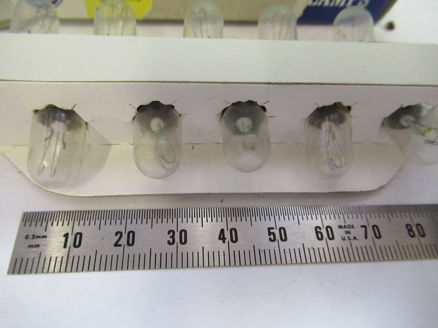 LAMP BULB GE LOT 10 PIECES 1818 MODEL AS PICTURED W3-C-13