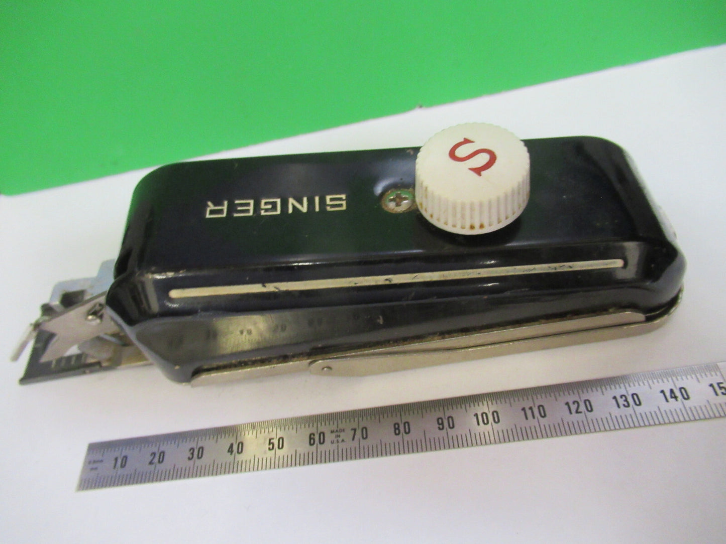 OLD SINGER SEWING ACCESSORY MACHINE W 654321 N ASSEMBLY &H2-A-12