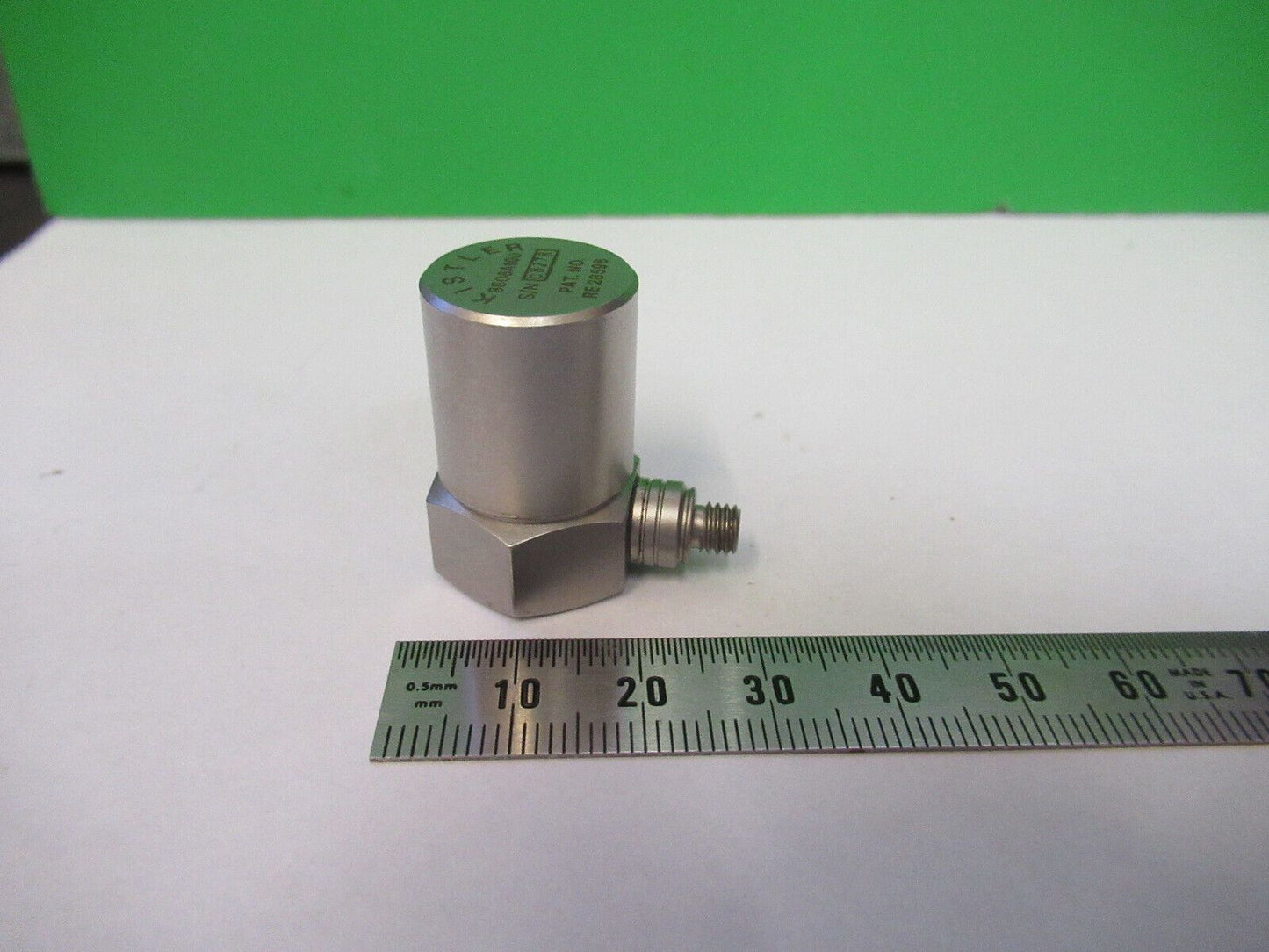 KISTLER 8608A100 ACCELEROMETER VIBRATION SENSOR AS PICTURED &R3-B-74