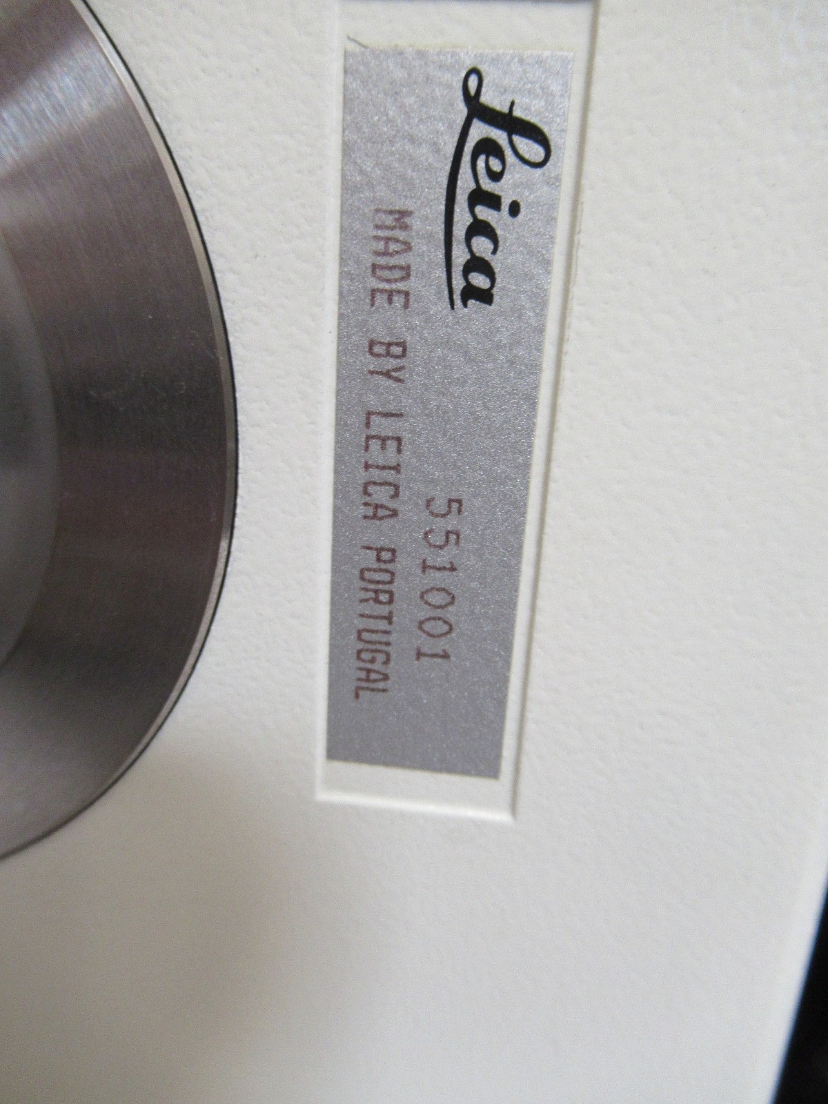 LEICA LEITZ GERMANY DMRB TRINOCULAR HEAD MICROSCOPE PART AS PICTURED T5-A-03