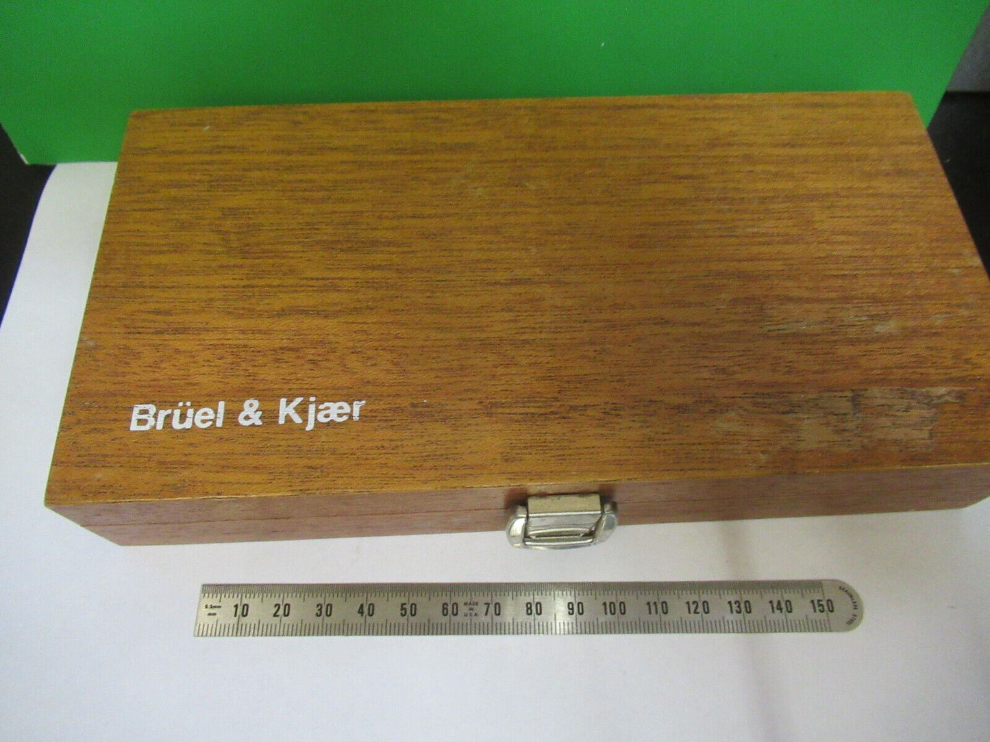 EMPTY BRUEL KJAER DENMARK MAHOGANY WOOD BOX INSTRUMENT as pictured &Z7-A-53