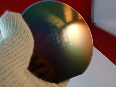 COLLECTABLE SEMICONDUCTOR WAFER SILICON WITH COMPONENTS NICE AS IS #83-A-23