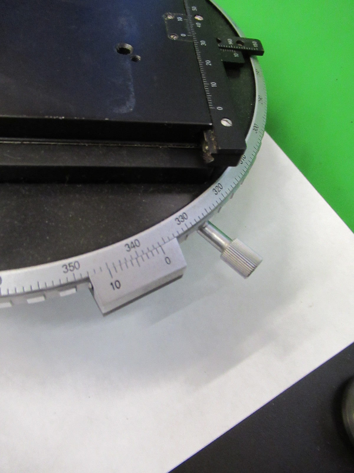 ZEISS GERMANY XY ROTABLE TABLE POLARIZER MICROSCOPE PART AS PICTURED V8-B-13