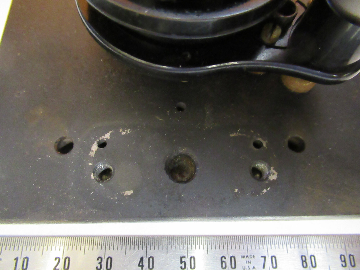 BAUSCH LOMB STAGE XY TABLE MICROMETER MICROSCOPE PART AS PICTURED Y2-A-79