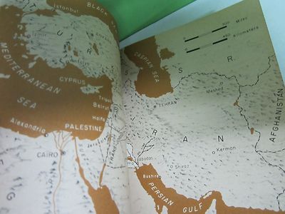 US NAVY BOOKLET IRAQ INFORMATION 1943 COLLECTABLE AS IS BIN#25-14-12