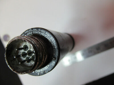 INDICATOR AIRCRAFT OIL PRESSURE 18-2052 EGU-1/A 66205812172 AS PICTURED &C1-A-24