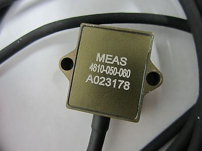 BESCHLEUNIGUNGSMESSER MEAS 4610-050-060 MESSUNG VIBRATIONSSENSOR #J7-98