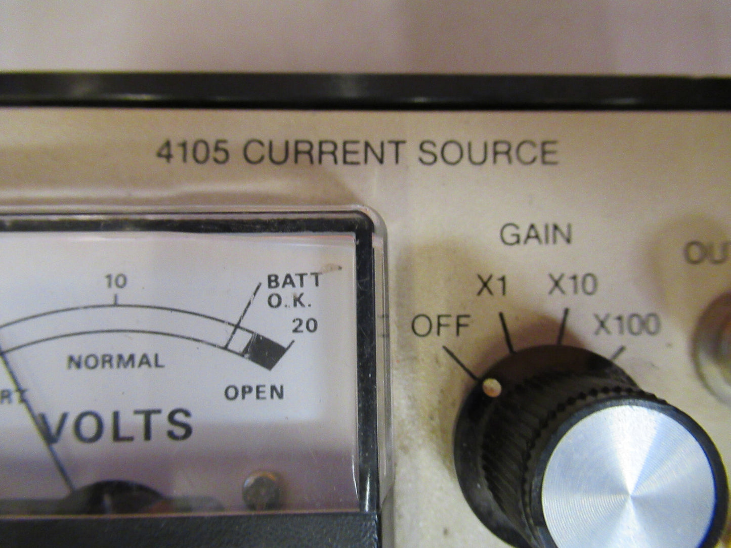 DYTRAN 4105 CURRENT SOURCE  ICP BATTERY POWER SUPPLY for ACCELEROMETER 47-FD-01