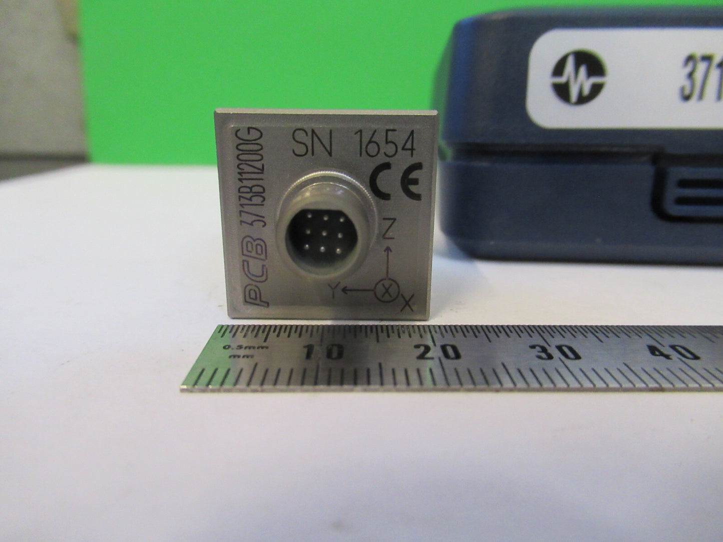 PCB PIEZOTRONICS 3713B11200G DC ACCELEROMETER TRIAXIAL AS PICTURED #Z6-A-69