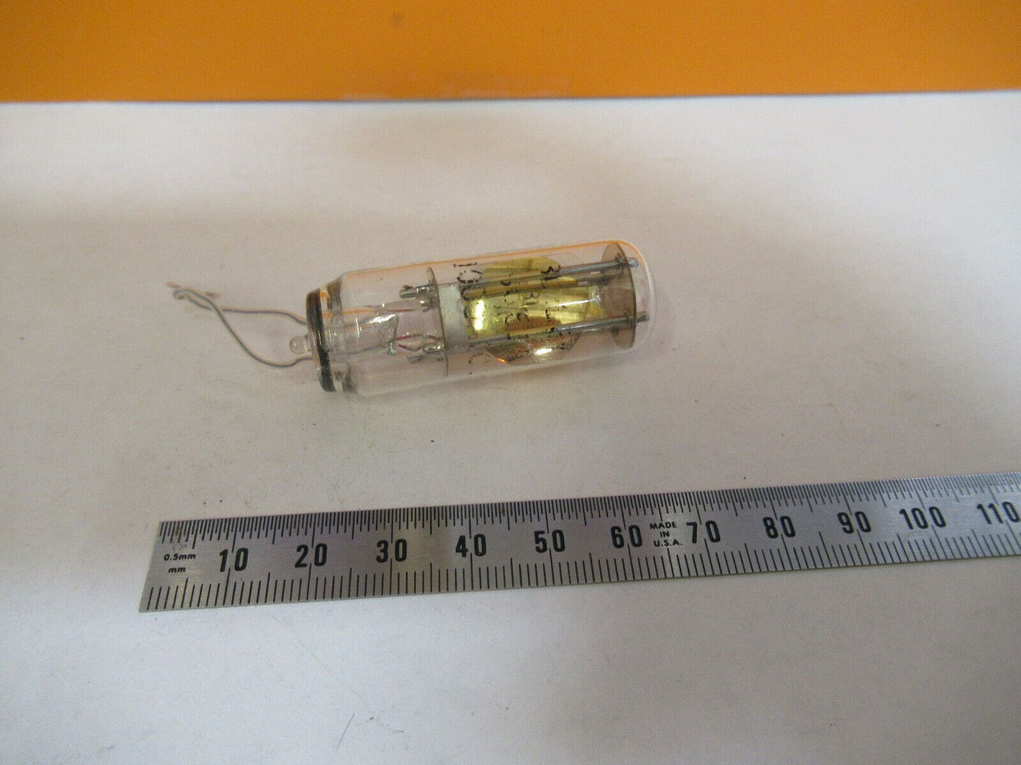 RUSSIAN ANTIQUE RESONATOR QUARTZ CRYSTAL GLASS PKG FREQUENCY AS PICTURED &1-DT-7