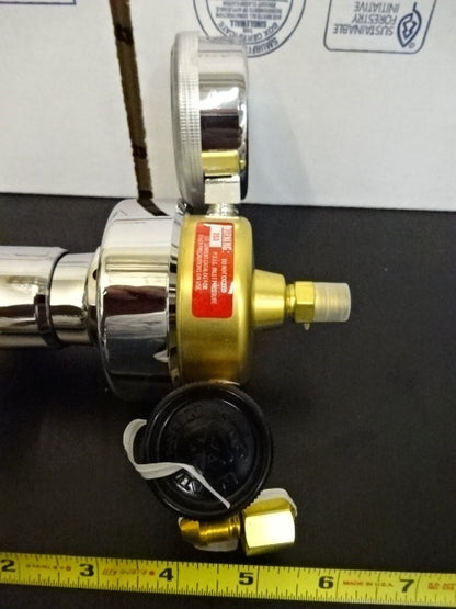 MATHESON MANOMETER REGULATOR VALVE GAS PROCESS CONTROL AS IS #78-01