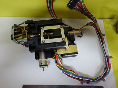 OPTISCHE MOTORISIERTE BÜHNE ?? KUNDENSPEZIFISCHE ANWENDUNG LASEROPTIK WIE IST BIN#W6-07