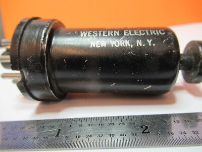 Western Electric Quartz Crystal 8,000 Kc Frequency Radio