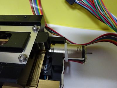 OPTISCHE MOTORISIERTE BÜHNE ?? KUNDENSPEZIFISCHE ANWENDUNG LASEROPTIK WIE IST BIN#W6-07