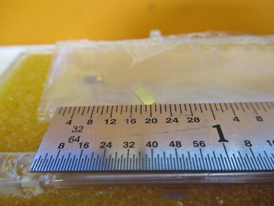 UDT UNITED DETECTOR TECHNOLOGY PHOTODIODE LOT 2 EA CHIPS LIGHT SENSOR &8C-A-85